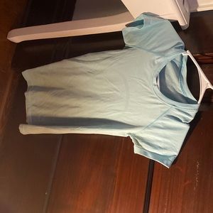 LULULEMON SIZE 2 SWIFTLY TECH